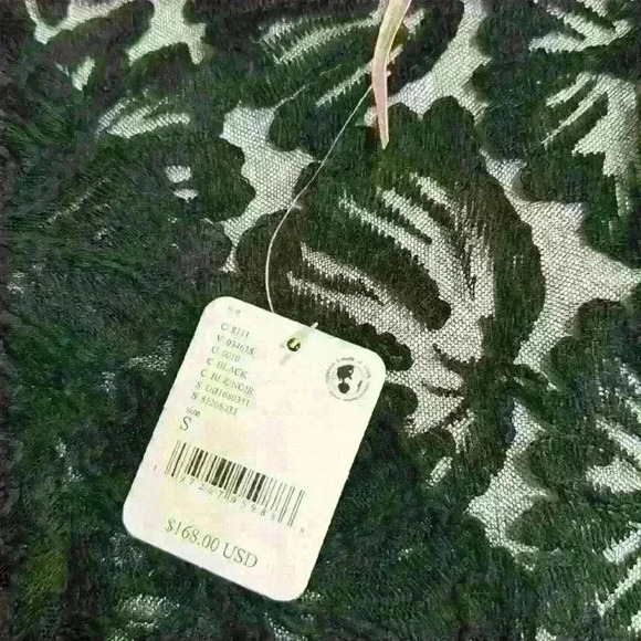 NWT Black Free People color-black Magdalene Crochet Tunic Top
Color: Black Siz… - Picture 9 of 11